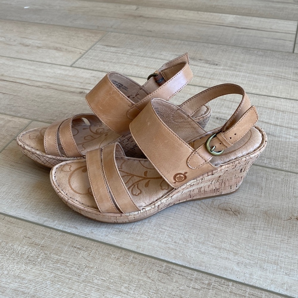 Born boulder Comfort Wedge sandals